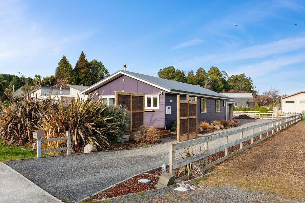 The Purple House - Ohakune Home With Spa Pool Exteriér fotografie